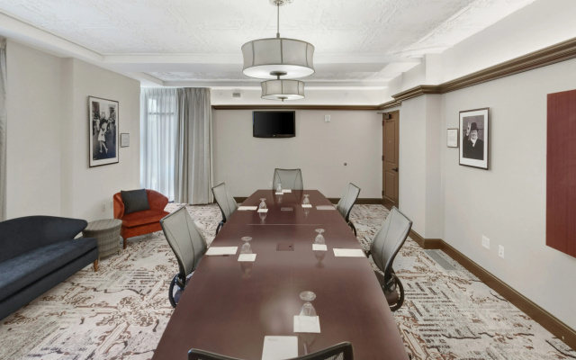 photo 4 of Hilton Garden Inn Milwaukee Downtown