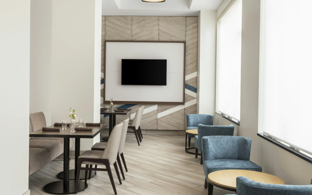 photo 4 of Hilton Garden Inn Minneapolis Downtown