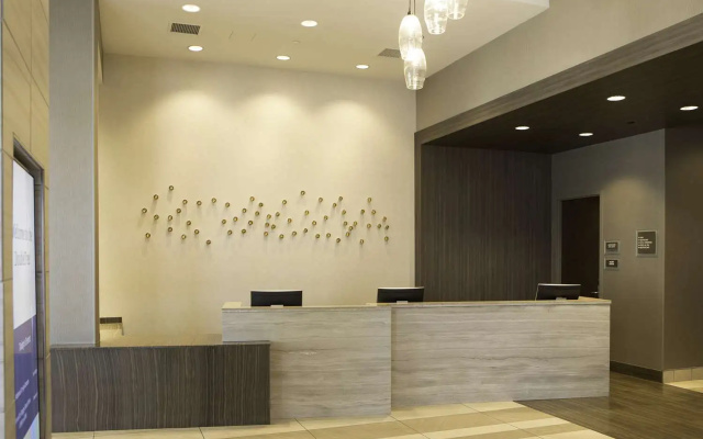 photo 2 of Hilton Garden Inn Minneapolis University Area
