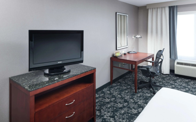 photo 5 of Hilton Garden Inn Naperville/Warrenville