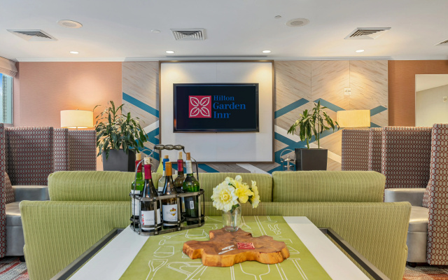 photo 2 of Hilton Garden Inn New Orleans French Quarter/CBD