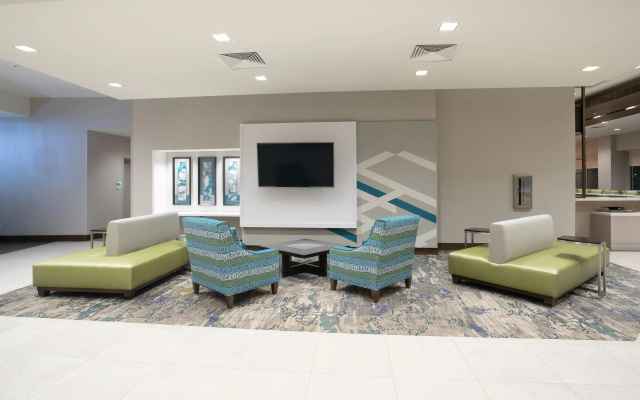 photo 3 of Hilton Garden Inn Omaha Aksarben Village