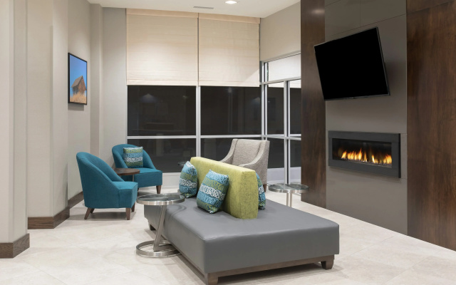 photo 4 of Hilton Garden Inn Omaha Aksarben Village