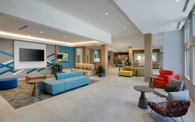 photo 2 of Hilton Garden Inn Panama City Airport