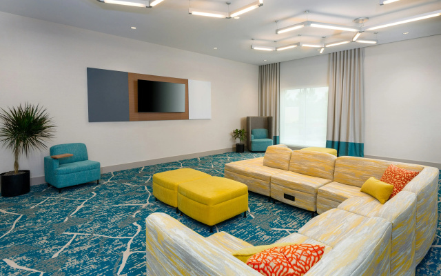 photo 4 of Hilton Garden Inn Panama City Airport