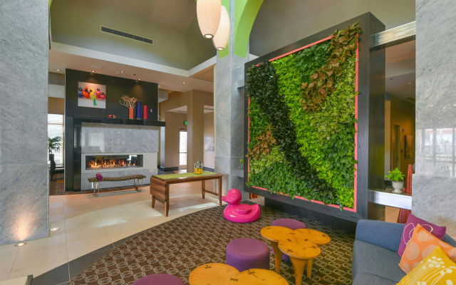 photo 2 of Hilton Garden Inn Raleigh /Crabtree Valley