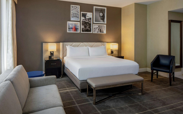 photo 5 of Hilton Richmond Downtown