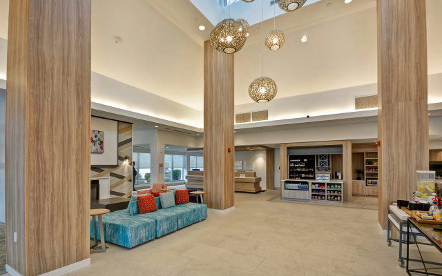 photo 2 of Hilton Garden Inn Ridgefield Park