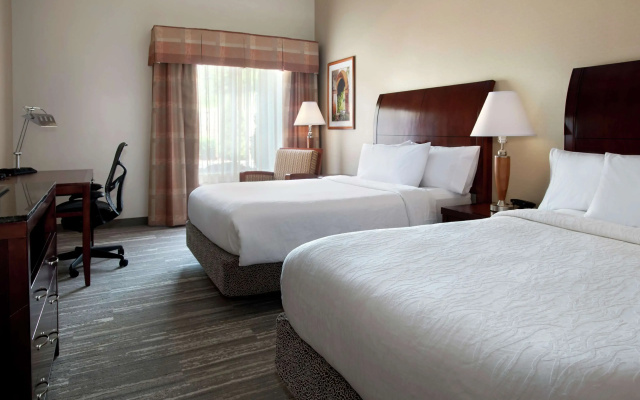 photo 3 of Hilton Garden Inn Riverhead