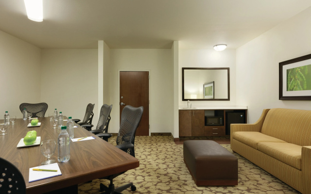 photo 3 of Hilton Garden Inn Rochester Downtown, NY