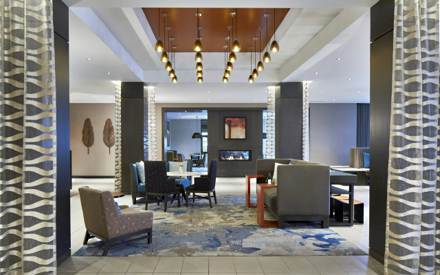 photo 2 of Hilton Garden Inn Rochester/University & Medical Center