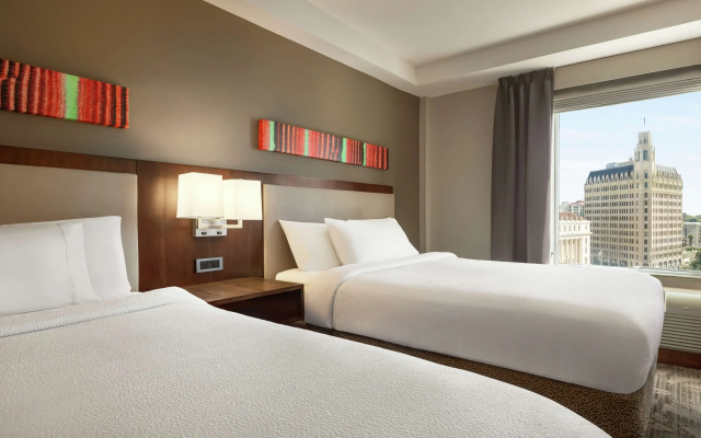 photo 3 of Hilton Garden Inn San Antonio Downtown Riverwalk