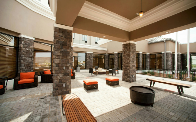 photo 2 of Hilton Garden Inn San Antonio-Live Oak Conference Center