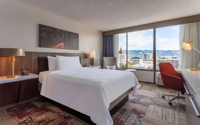 photo 3 of Hilton Garden Inn San Francisco Oakland Bay Bridge
