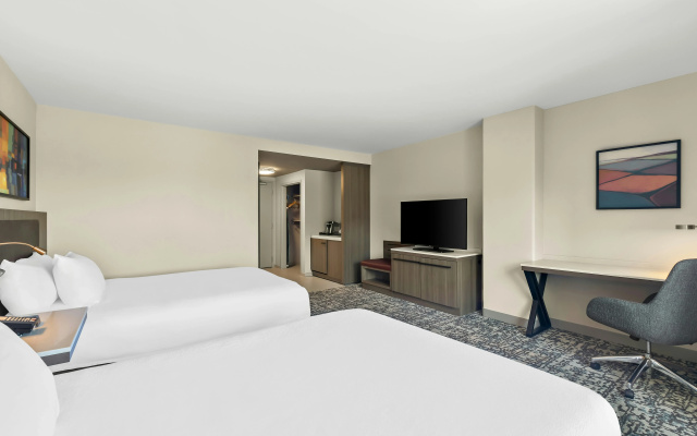 photo 3 of Hilton Garden Inn San Mateo