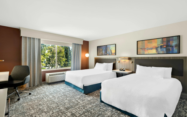 photo 4 of Hilton Garden Inn San Mateo