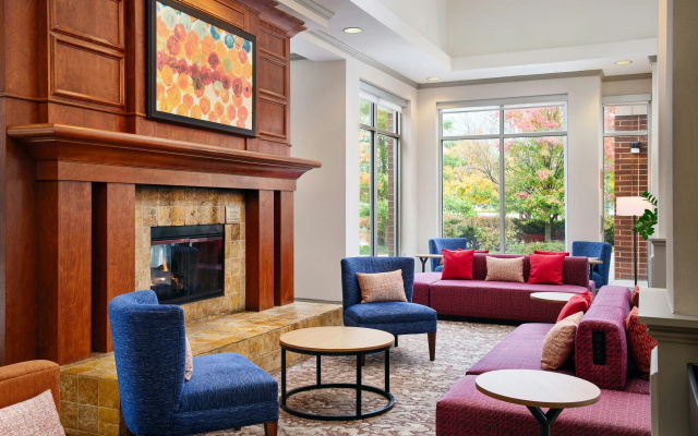 photo 3 of Hilton Garden Inn Schaumburg