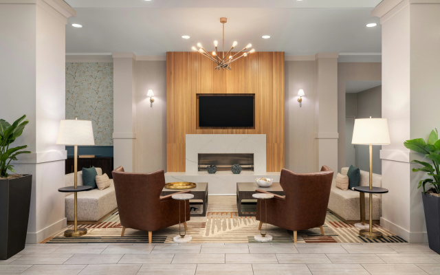 photo 4 of Hilton Garden Inn Arlington-Shirlington