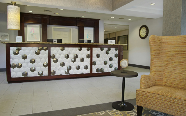 photo 2 of Hilton Garden Inn Sonoma County Airport