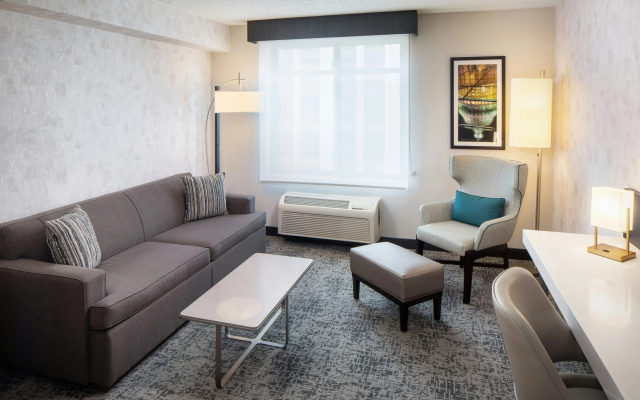 photo 3 of Hilton Garden Inn Washington DC Downtown