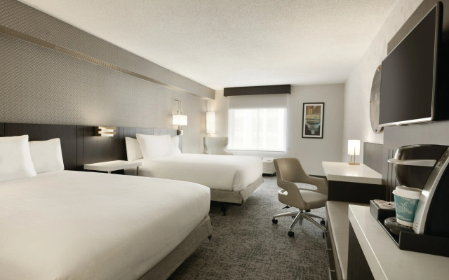 photo 4 of Hilton Garden Inn Washington DC Downtown