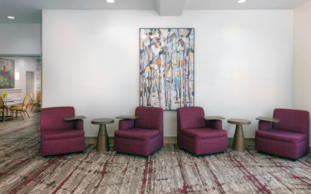 photo 3 of Hilton Garden Inn Wayne
