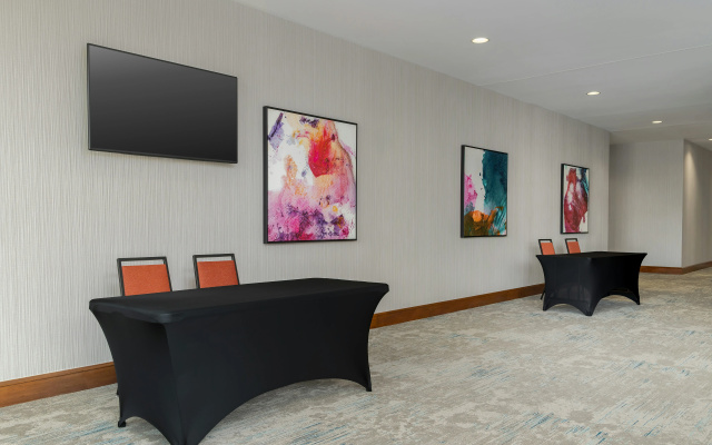 photo 4 of Hilton Garden Inn Cincinnati/West Chester