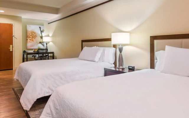 photo 3 of Hilton Garden Inn West Palm Beach Airport