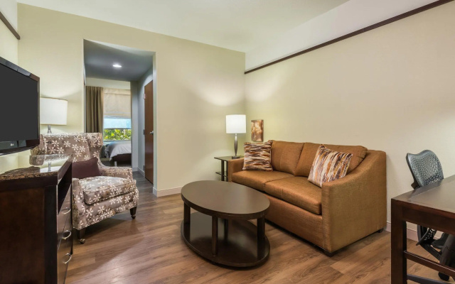 photo 4 of Hilton Garden Inn West Palm Beach Airport