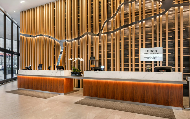 photo 2 of Hilton Grand Vacations Club Chicago Magnificent Mile