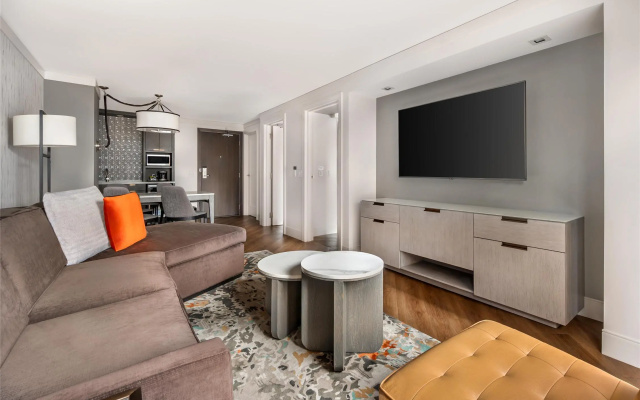 photo 4 of Hilton Grand Vacations Club Chicago Magnificent Mile