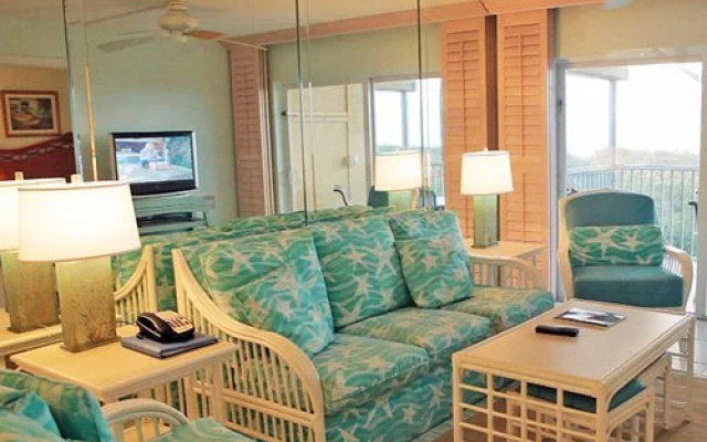 photo 4 of Hilton Grand Vacations Plantation Beach Club at South Seas Island Resort