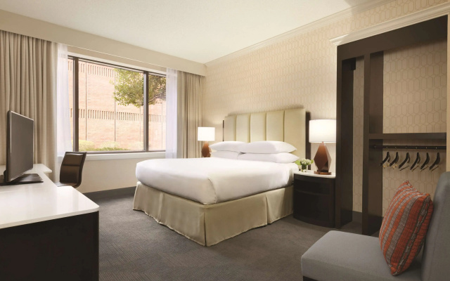photo 3 of Hilton Greenville