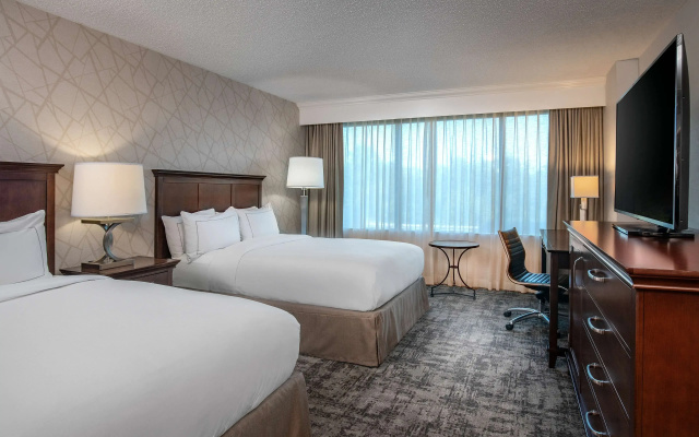 photo 2 of Hilton Greenville
