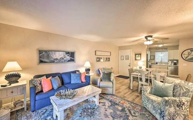 photo 4 of Half-mi to Beach: Hilton Head Condo w/ Lagoon View