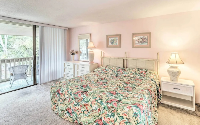 photo 4 of Patio & Walk to Beach: Hilton Head Island Townhome