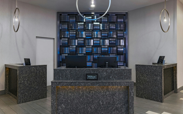 photo 2 of Hilton Houston Plaza/Medical Center