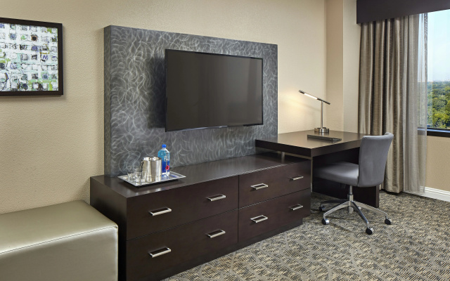 photo 3 of Hilton Houston Plaza/Medical Center