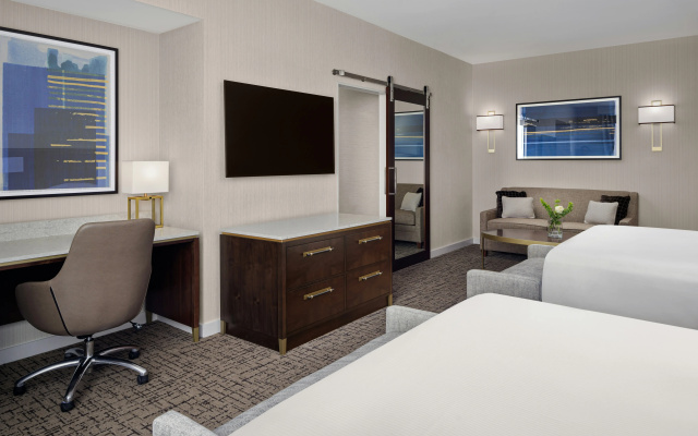 photo 4 of Hilton Indianapolis Hotel & Suites