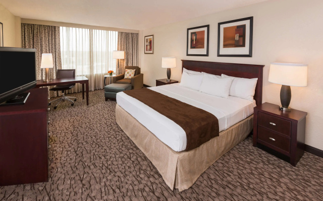 photo 4 of DoubleTree by Hilton Hotel Lafayette