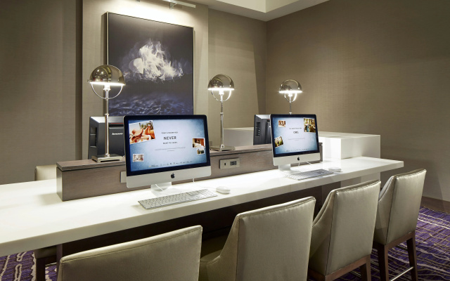 photo 4 of Hilton Long Beach Hotel