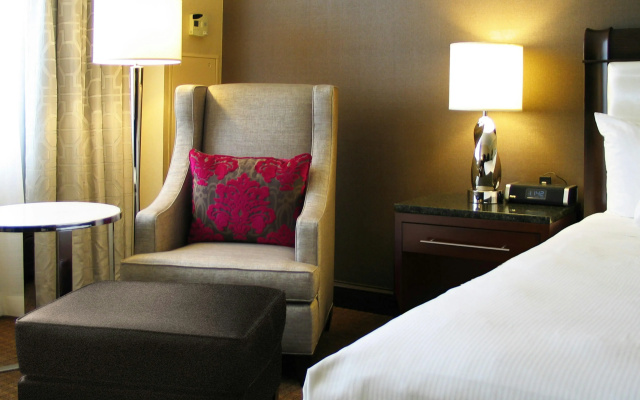 photo 5 of Hilton Minneapolis