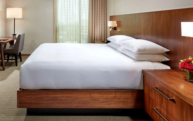 photo 3 of Hilton Pasadena