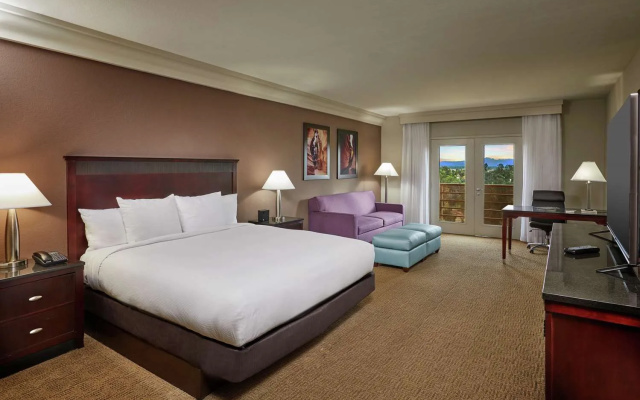 photo 2 of DoubleTree by Hilton Phoenix Mesa