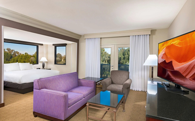 photo 3 of DoubleTree by Hilton Phoenix Mesa