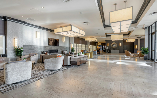photo 2 of Hilton Promenade at Branson Landing