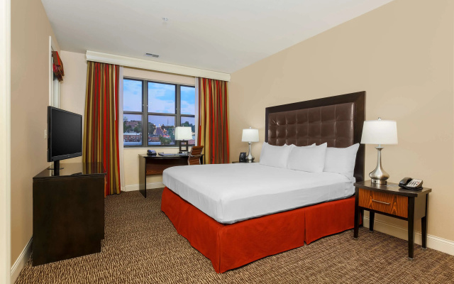 photo 3 of Hilton Promenade at Branson Landing