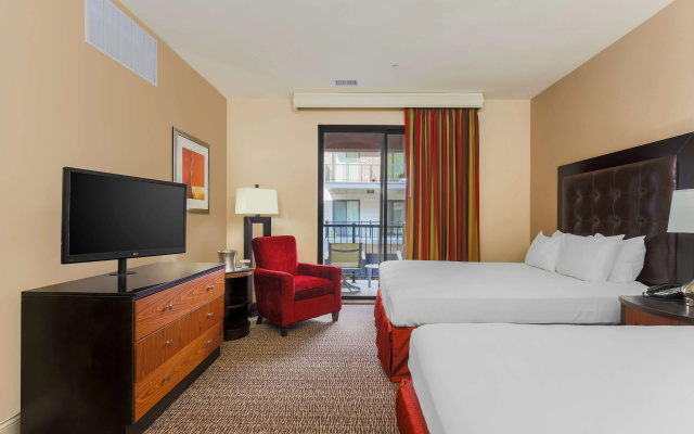 photo 4 of Hilton Promenade at Branson Landing