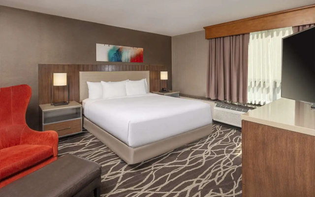 photo 4 of DoubleTree by Hilton Hotel San Bernardino