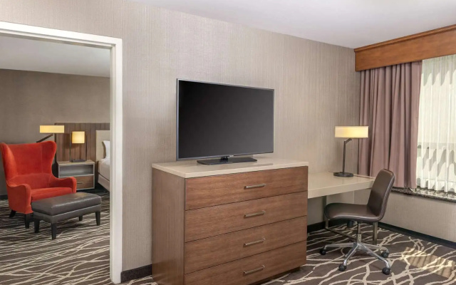 photo 5 of DoubleTree by Hilton Hotel San Bernardino